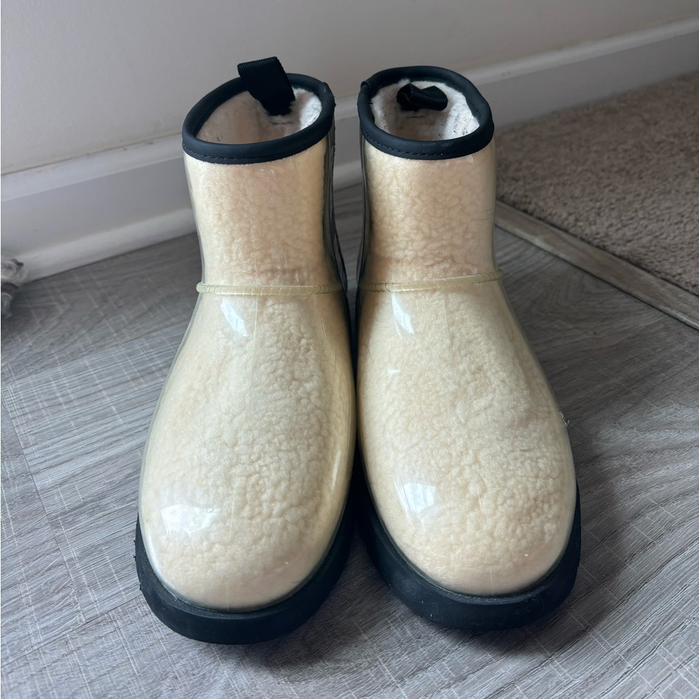 Women’s Water Resistant Ugg Boots